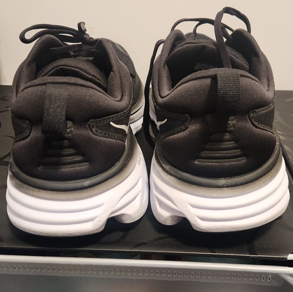 Hoka Bondi 8 Men's Size 11.5 EE.